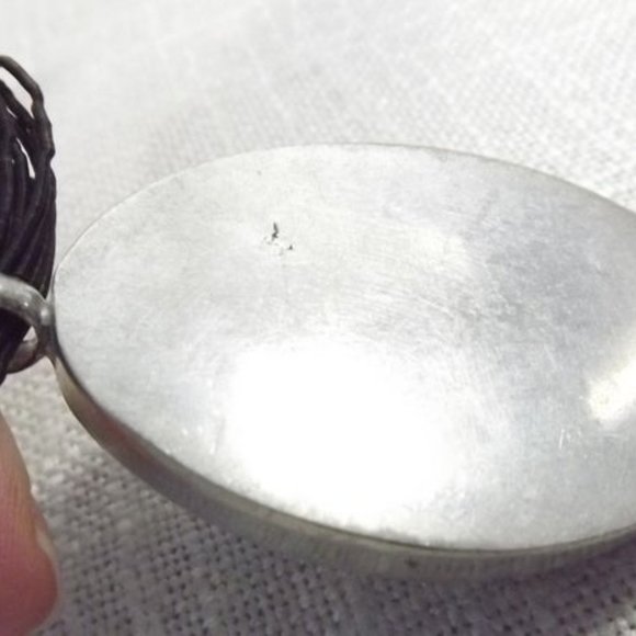 Vintage Black Glass Pendant Necklace - Picture 7 of 8